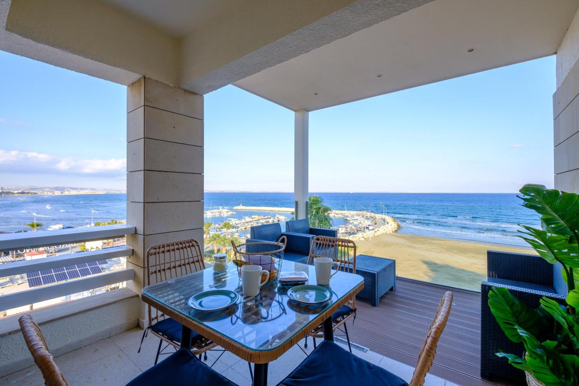 Lazuli Sea View Beachfront Ap 254 Διαμέρισμα Λάρνακα Εξωτερικό φωτογραφία